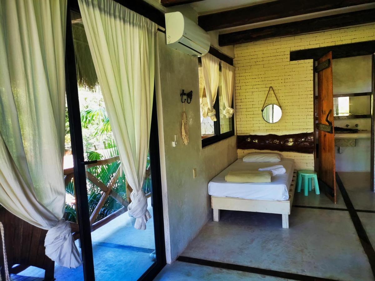 La Casa De Mia Tulum Hotel Exterior photo